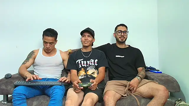 thebadboys05 online show from 11-19-25, 01:49