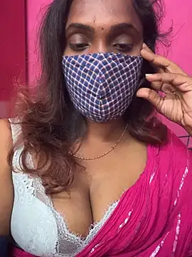 Queen-dhivya online show from 11-26-25, 06:25