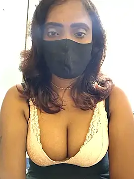 Queen-dhivya online show from 01-12-26, 01:49