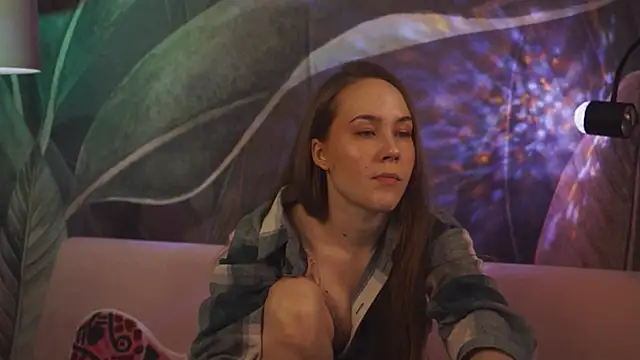 ElinVale online show from 02-04-26, 06:47