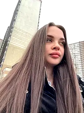 Snapshot of KristiRich chatting on 11-17-25, 08:09 KristiRich online show from 11-17-25, 08:09