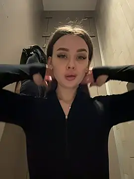 Snapshot of KristiRich chatting on 11-26-25, 07:31 KristiRich online show from 11-26-25, 07:31