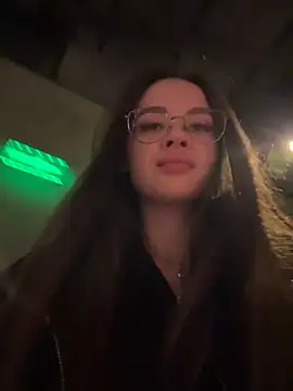 Snapshot of KristiRich chatting on 12-03-25, 07:38 KristiRich online show from 12-03-25, 07:38