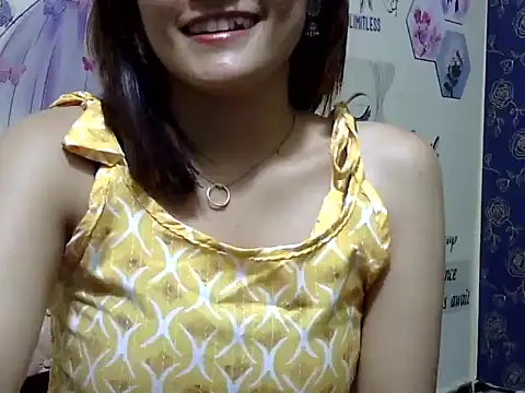 Snapshot of maira_33 chatting on 05-05-26, 01:30 maira 33 online show from 05-05-26, 01:30