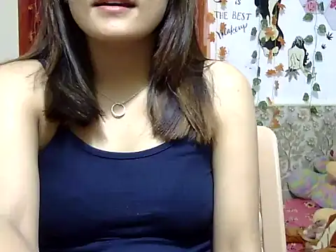 Snapshot of maira_33 chatting on 07-08-26, 02:21 maira 33 online show from 07-08-26, 02:21