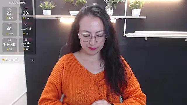 Lauryn Jones online show from 04-15-26, 07:58