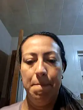 Lauryn Jones online show from 06-02-26, 05:48