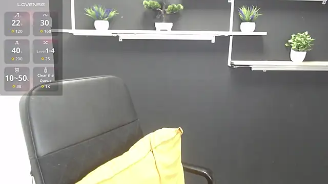 Lauryn Jones online show from 07-09-26, 05:39
