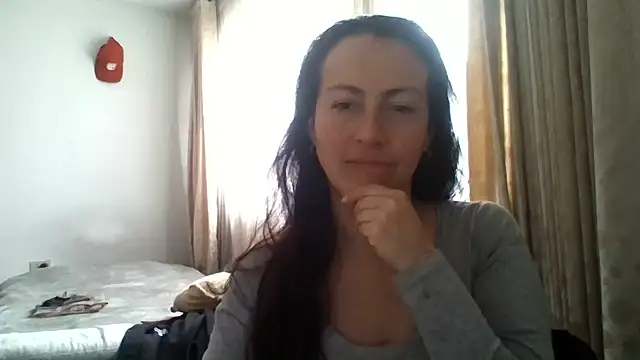 Lauryn Jones online show from 07-21-26, 06:10