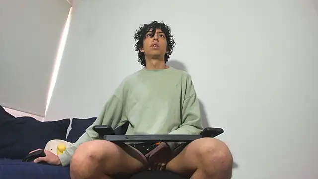 Snapshot of saint_dark chatting on 12-02-25, 01:17 saint dark online show from 12-02-25, 01:17