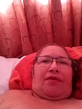 Snapshot of Cessi50 chatting on 11-12-25, 02:28 Cessi50 online show from 11-12-25, 02:28