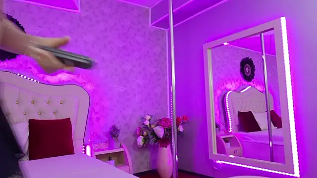 GracieCute online show from 03-13-26, 04:08