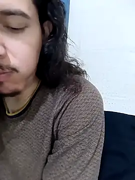 Snapshot of OnixAgata0 chatting on 04-10-26, 02:39 OnixAgata0 online show from 04-10-26, 02:39