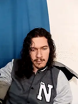 Snapshot of OnixAgata0 chatting on 04-18-26, 12:36 OnixAgata0 online show from 04-18-26, 12:36