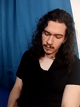 Snapshot of OnixAgata0 chatting on 04-19-26, 12:33 OnixAgata0 online show from 04-19-26, 12:33