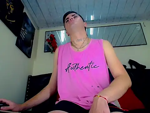 Sebastian Loaiza online show from 11-08-25, 07:45