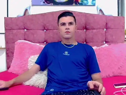 Sebastian Loaiza online show from 11-22-25, 09:25