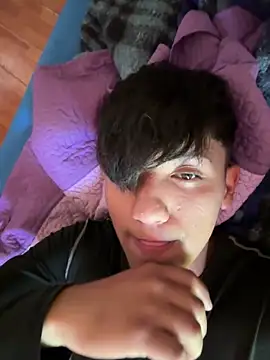 Elpichulotote20 online show from 11-29-25, 08:45