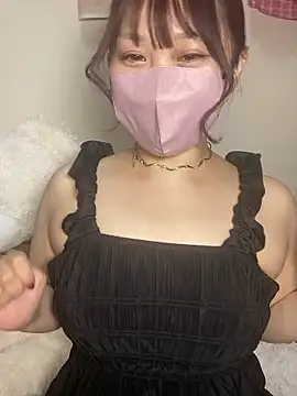 reika33 online show from 04-28-26, 11:04