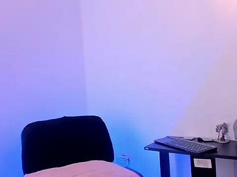 chelseadalea online show from 11-21-25, 06:39