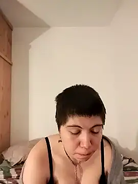 Snapshot of mollypop_ chatting on 11-08-25, 10:41 mollypop online show from 11-08-25, 10:41