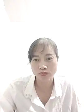 Snapshot of Kiuwi-omao chatting on 11-10-25, 04:00 Kiuwi-omao online show from 11-10-25, 04:00