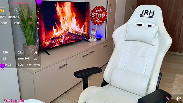 Myla-b online show from 12-14-25, 10:58