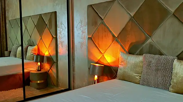 Myla-b online show from 03-15-26, 08:04