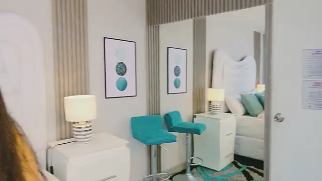 ScarlettPetrova online show from 04-22-26, 11:34