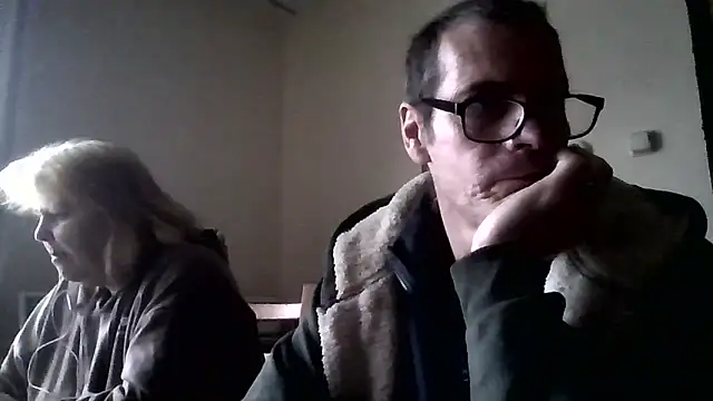 Snapshot of paulus52 chatting on 11-11-25, 09:09 paulus52 online show from 11-11-25, 09:09
