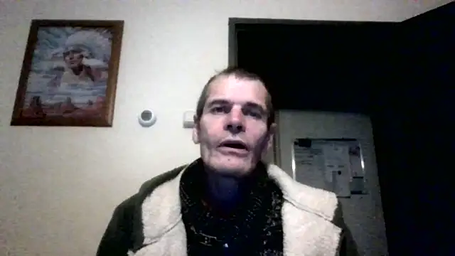 Snapshot of paulus52 chatting on 11-20-25, 05:01 paulus52 online show from 11-20-25, 05:01