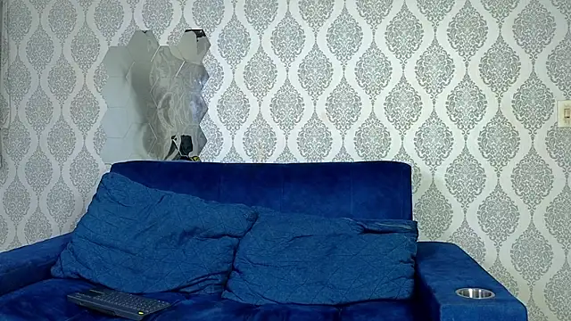 Boy savoy online show from 11-24-25, 07:19