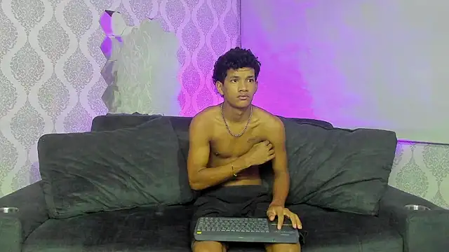 Boy savoy online show from 02-09-26, 07:23