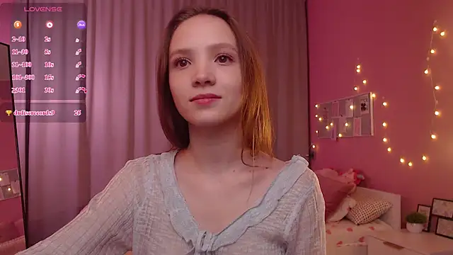 Snapshot of Adria_Arjona chatting on 06-13-26, 07:50 Adria Arjona online show from 06-13-26, 07:50