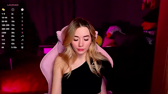 Rosie Mac online show from 03-04-26, 01:22