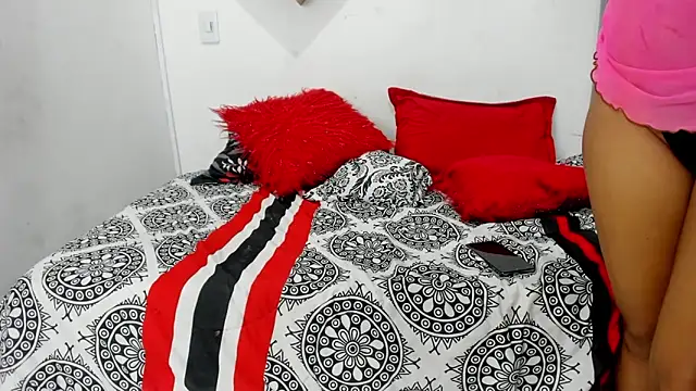 YuleimysAndAlex online show from 12-02-25, 12:16