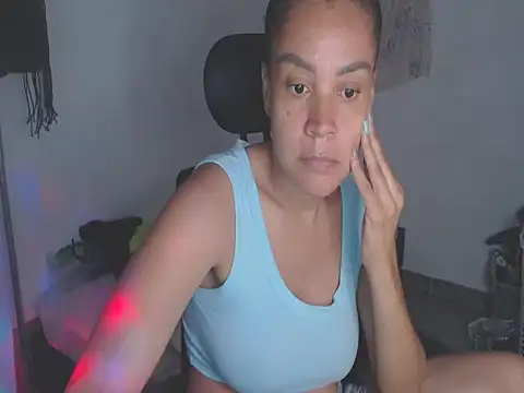 Snapshot of shayna_cute chatting on 05-30-26, 03:47 shayna cute online show from 05-30-26, 03:47