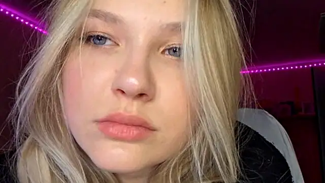 KarinRobertson online show from 01-18-26, 05:06