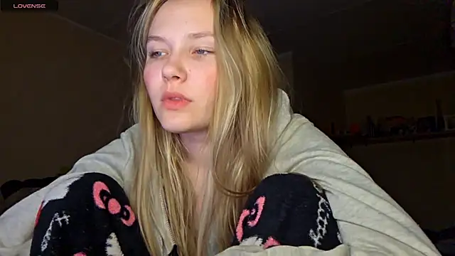 KarinRobertson online show from 03-09-26, 05:06