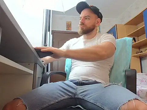 Ryanstone  online show from 02-04-26, 05:35