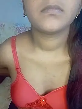 Snapshot of Neha533 chatting on 05-08-26, 07:08 Neha533 online show from 05-08-26, 07:08