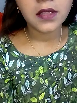 Snapshot of Neha533 chatting on 05-26-26, 06:15 Neha533 online show from 05-26-26, 06:15
