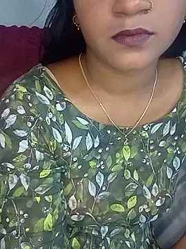 Snapshot of Neha533 chatting on 06-06-26, 05:50 Neha533 online show from 06-06-26, 05:50