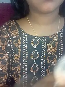 Snapshot of Neha533 chatting on 06-09-26, 07:03 Neha533 online show from 06-09-26, 07:03
