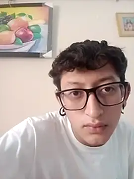 Snapshot of wonka3_ chatting on 11-03-25, 03:02 wonka3  online show from 11-03-25, 03:02