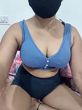 Aarti909090 online show from 05-15-26, 05:31