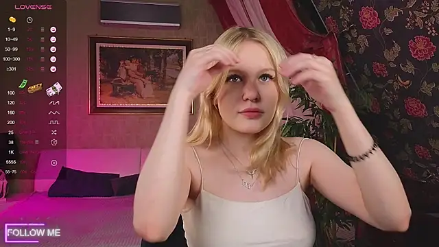 Mila wxw online show from 11-30-25, 12:53