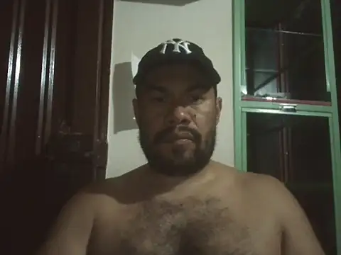 Snapshot of Ramses_36 chatting on 11-03-25, 12:13 Ramses 36 online show from 11-03-25, 12:13