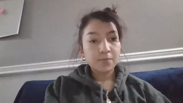 Snapshot of Jowsie chatting on 11-03-25, 12:02 Jowsie online show from 11-03-25, 12:02