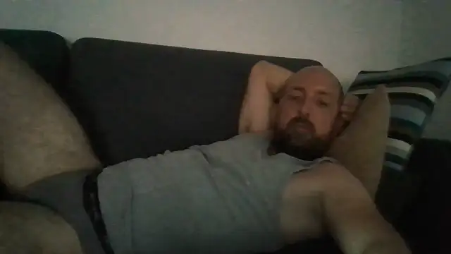 Snapshot of luca_beech88 chatting on 06-22-26, 06:05 luca beech88 online show from 06-22-26, 06:05